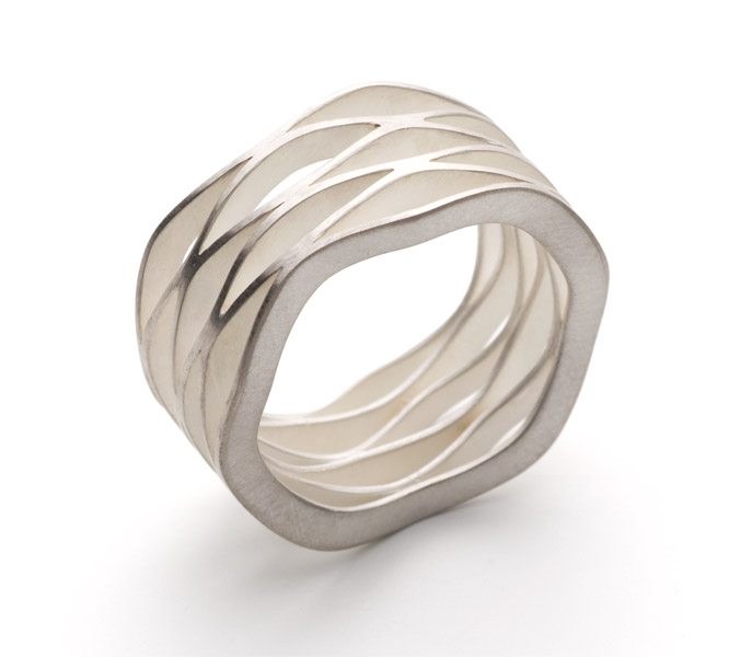 Wave 6 Ring Silber